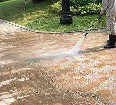 Driveway & Sidewalk Cleaning